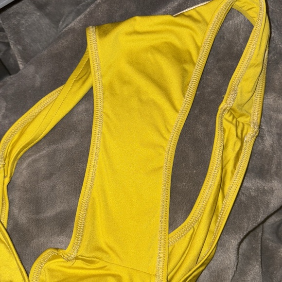 Monica Hansen Bikini chartreuse high rise bikini - Picture 7 of 7
